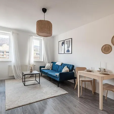 Modernes Am Campus - Parken - Smart-tv - Kaffeevollautomat Apartment