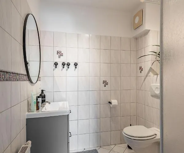 Modernes Am Campus - Parken - Smart-tv - Kaffeevollautomat Apartmán